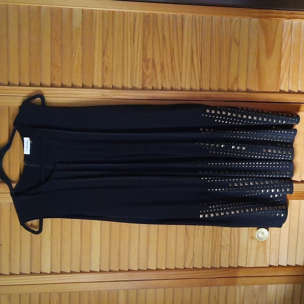 Calvin Klein Black Sleeveless Pleated Gold Decorative Sheath Dress Size Medium